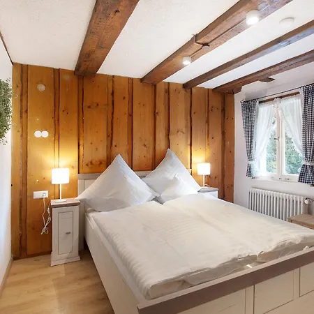 Altes Zollhüsli Ferienhaus *