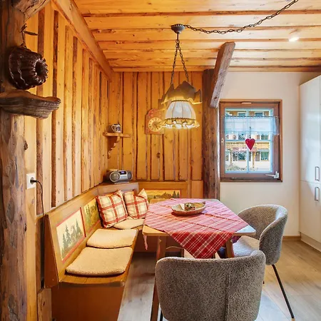 Altes Zollhüsli Ferienhaus