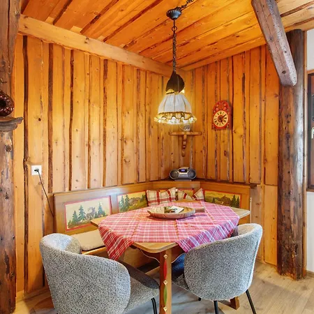 Nyaraló Altes Zollhuesli