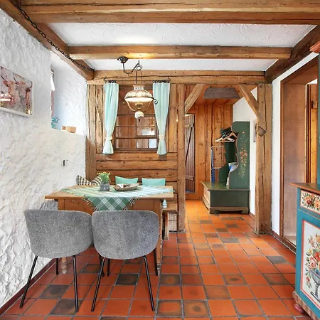 Altes Zollhüsli Ferienhaus *